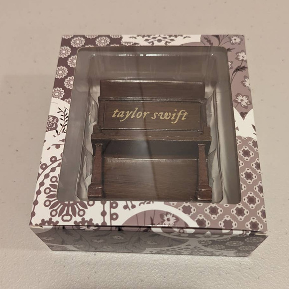 Taylor Swift Ornament Willow Piano Evermore Album Christmas Tree Holiday Present - Picture 8 of 12